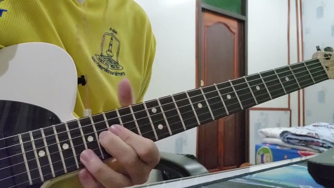 เล่นของสูง - Big Ass Guitar cover