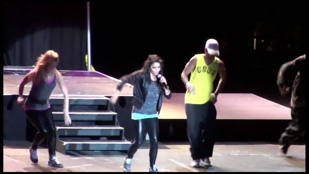 Vanessa Hudgens Live- First Bad Habit