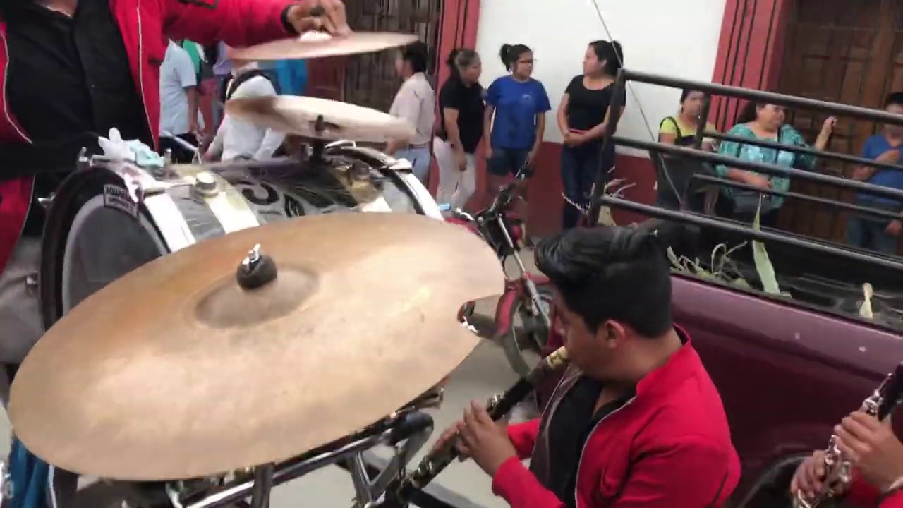 LA VAQUILLA BANDA AUTENTICA DEL VALLE