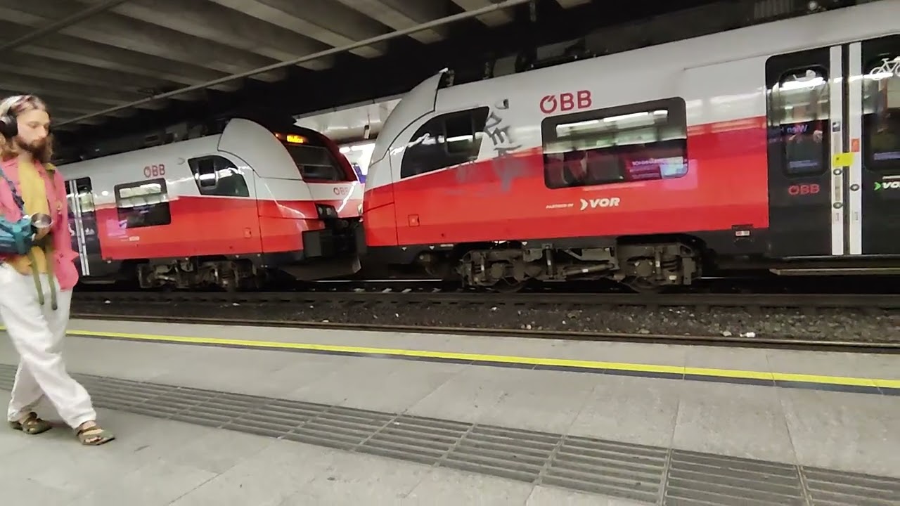 Vlaky ve stanici Wien hbf (Bahnsteig 1-2). Trainspotting in Railway station Wien hbf (Bahnsteig 1-2)