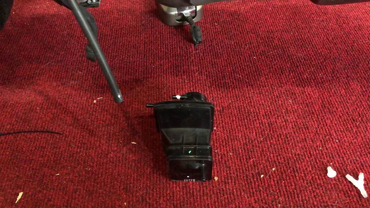 Ducati Panigale V4 EVAP/Charcoal Canister Removal