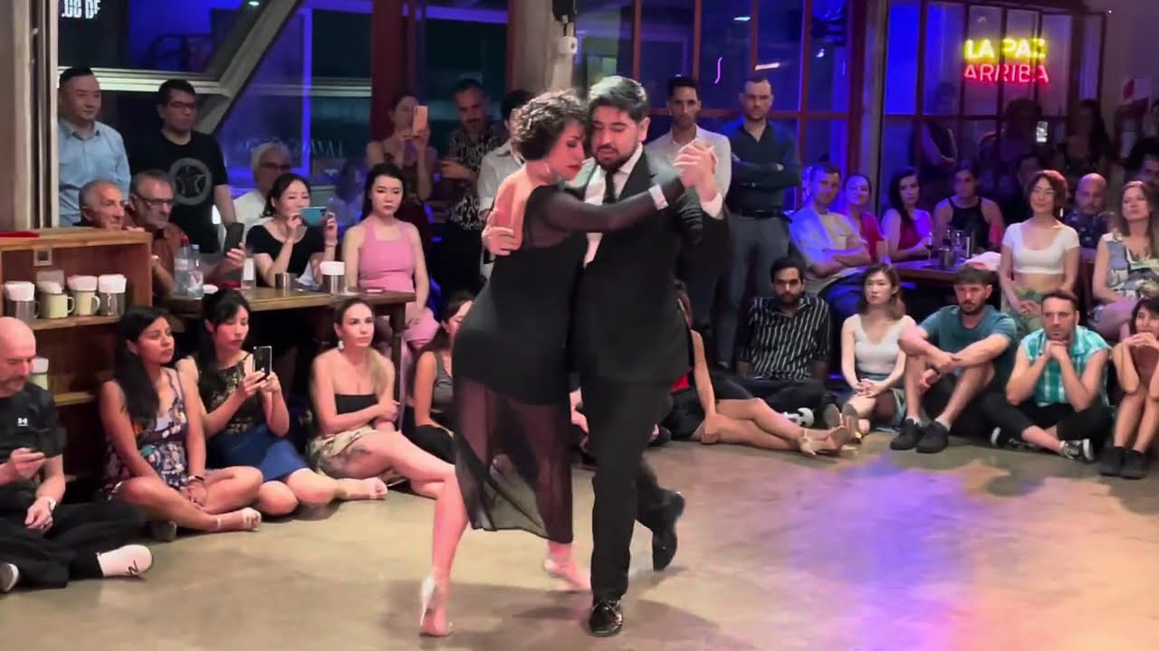 Raquel Makow and Sebastian Jimenez @ Muy Martes Tango 1/14/25 Subscribe🔔#tango