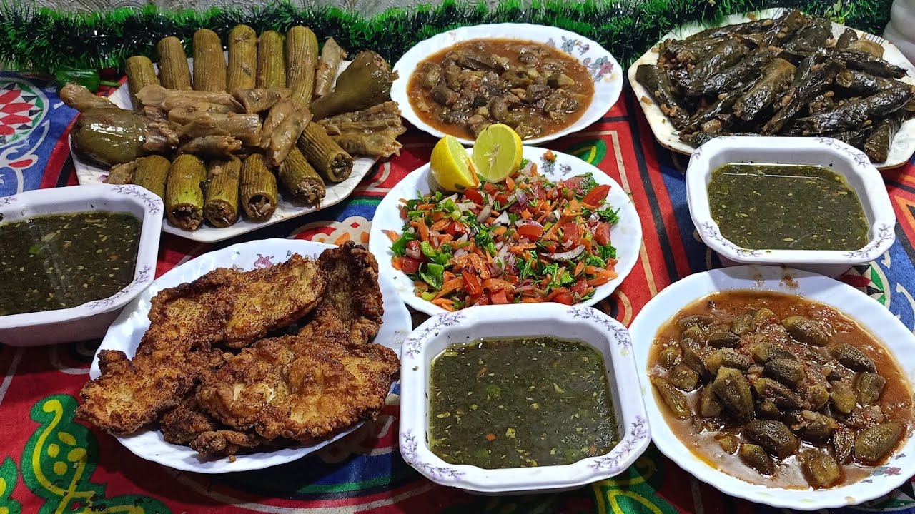 طريقه عمل الملوخيه الخضراء المصريه اللي تستاهل بق الحبايب