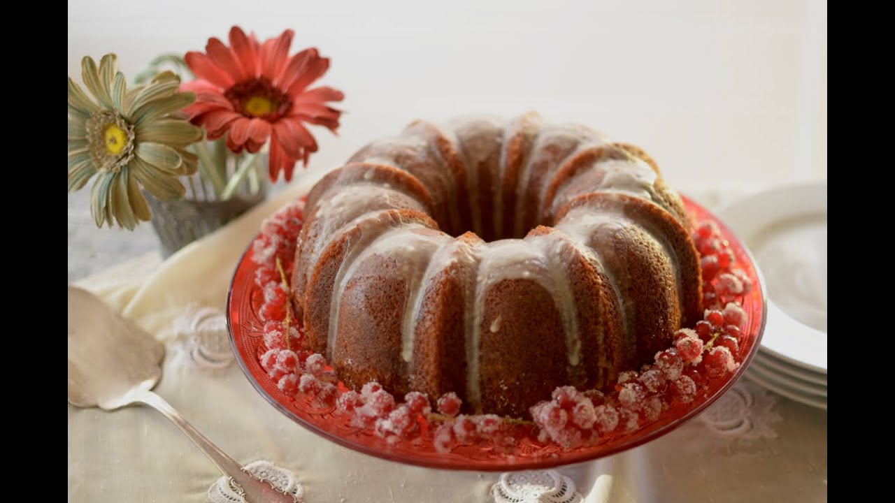 Bundt Cake de mandarina y Cointreau
