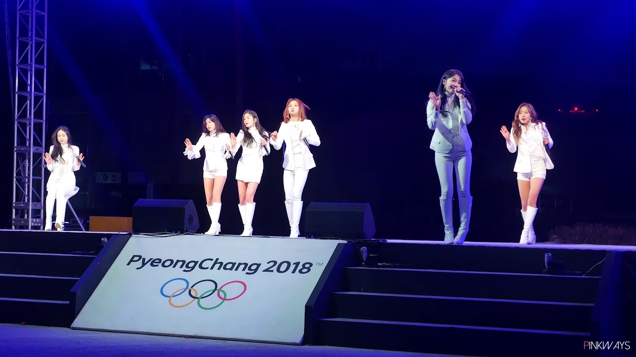 [4K]180125 성화봉송 축하행사 LUV - 에이핑크 직캠(fancam) by pinkways