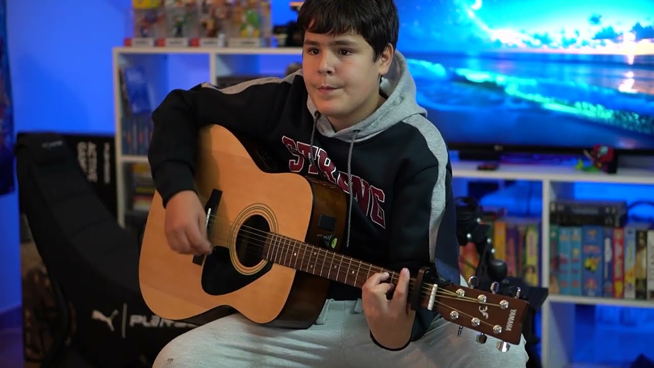 Holy Forever - Chris Tomlin - Dani Violante Guitar Cover
