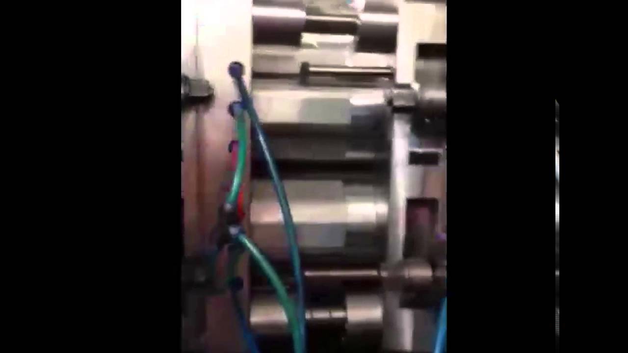 BRT Mould - Molde de 4 cavidades para vasos de PP o PS