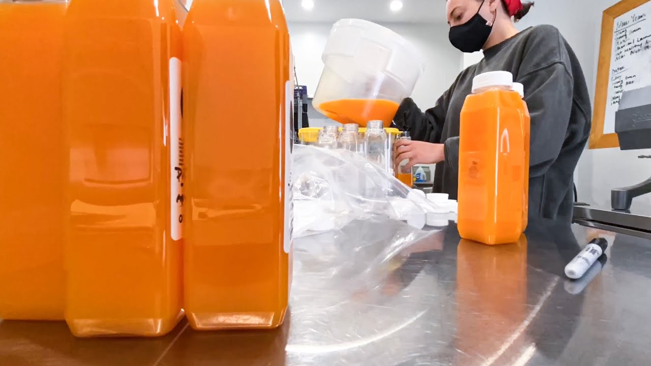 A DAY IN THE LIFE OF A COLD PRESSED JUICE SHOP
