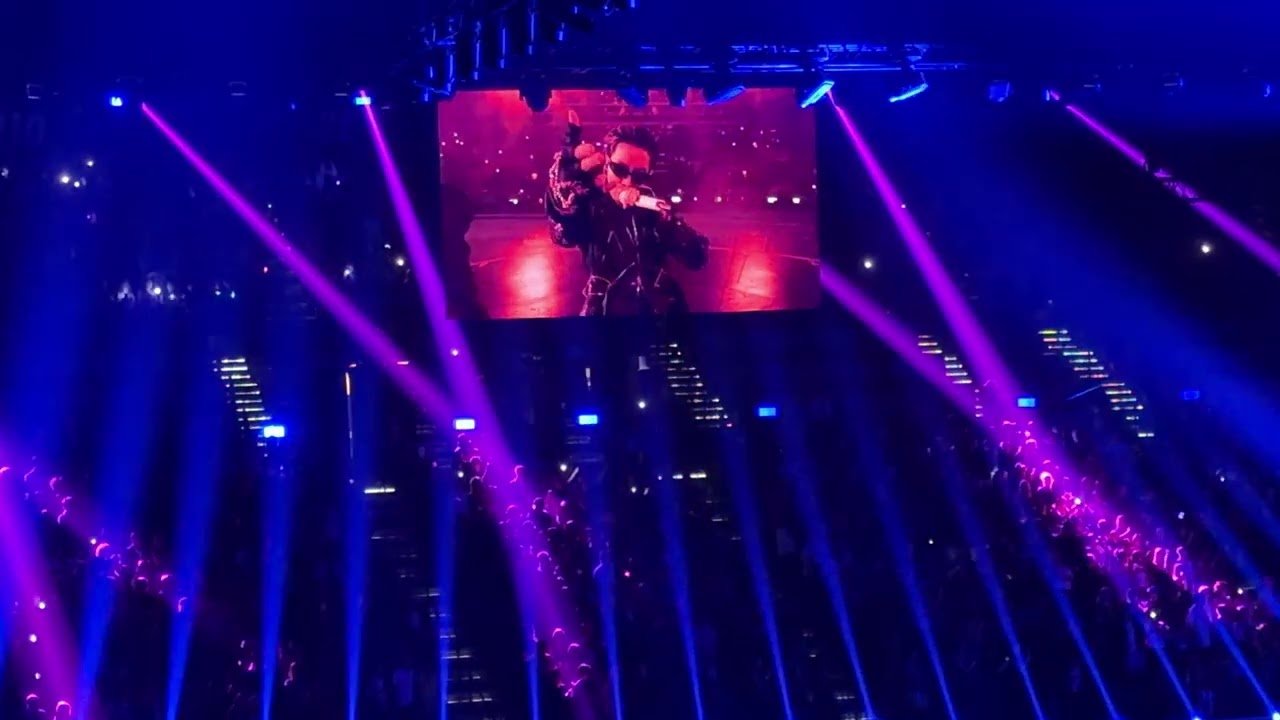 BTS prerecorded performance of Hooligan at the 52nd American Music Awards #bts #amas #lasvegas 