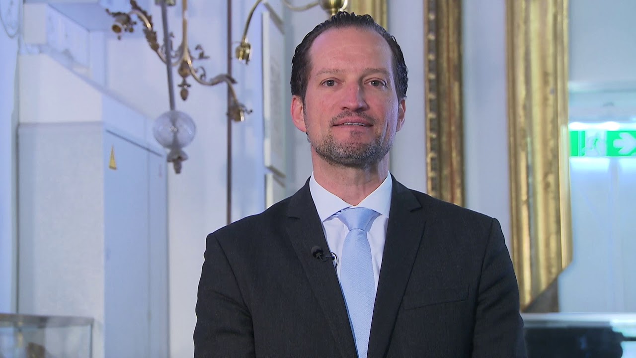 Der Aufzug im Schloss Esterh&aacute;zy