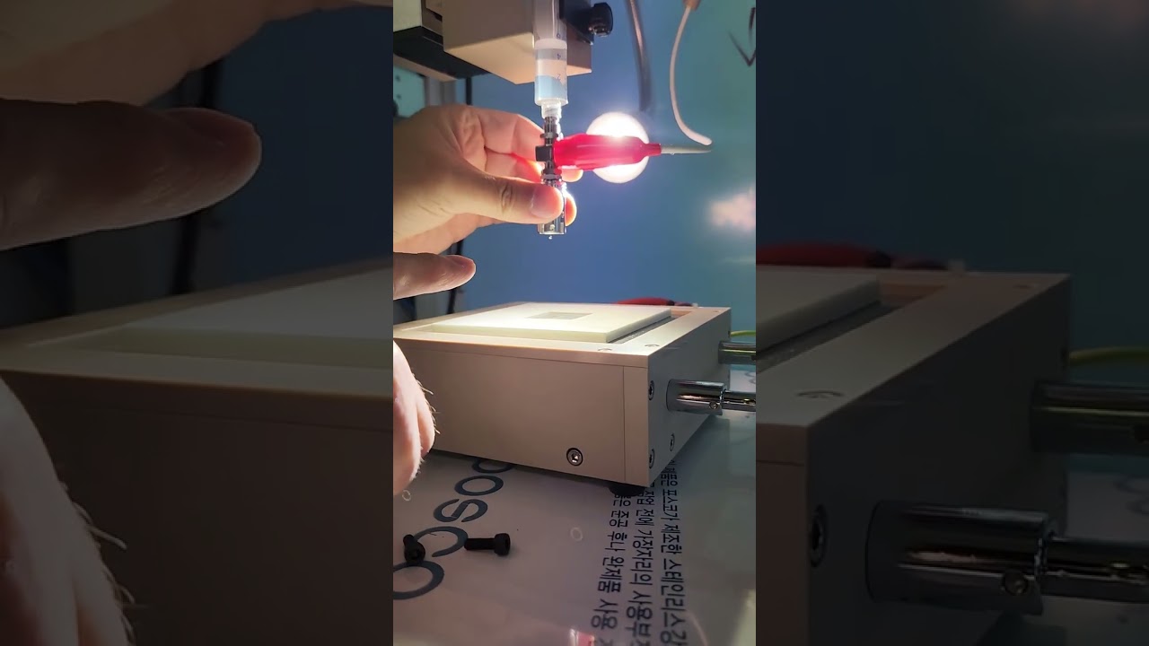 electrospraying of IPA(isopropyl alcohol) with single plastic  nozzle having ring guide, NanoNC