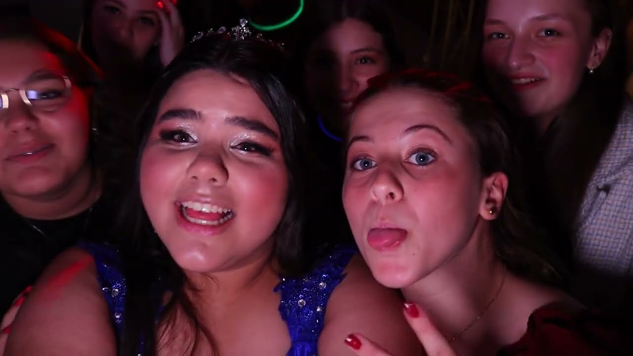 15 Nath&aacute;lia Centenaro