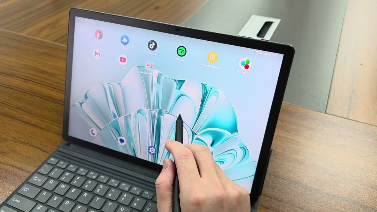 Using the BMAX i13 Tablet