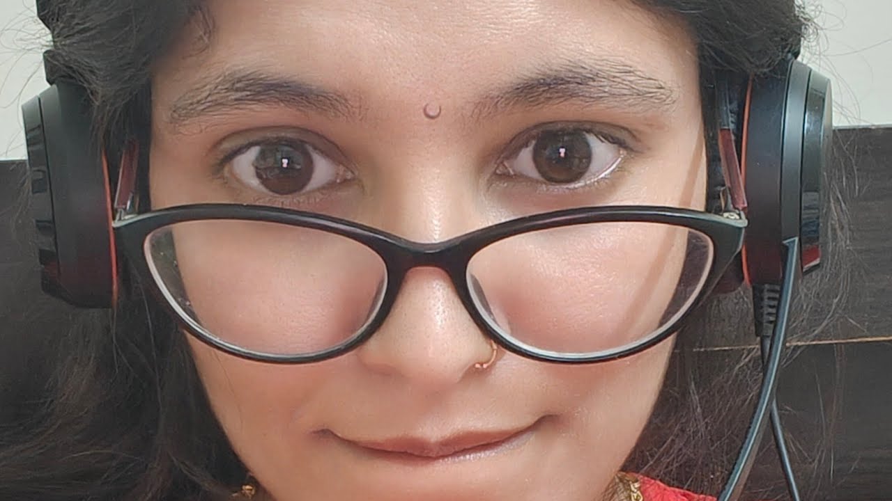 Nidhi Chouhan is live