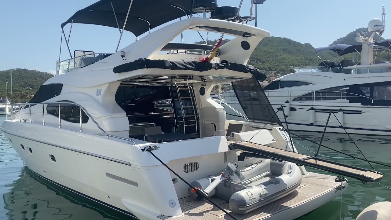 FERRETTI 480