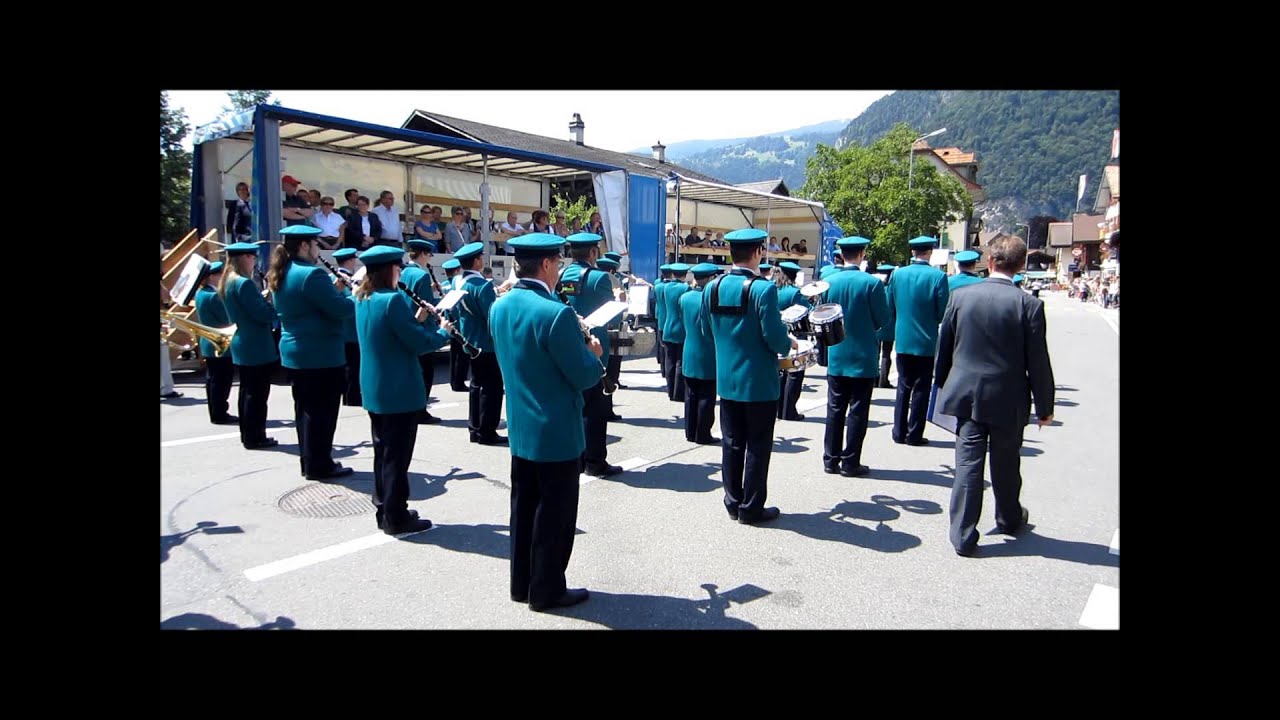 Feldmusik Hochdorf Jungfrau Show Parade 2012