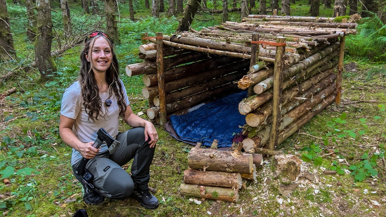 Completed Bushcraft Shelter in the Woods | Cozy Night & Peaceful Campfire