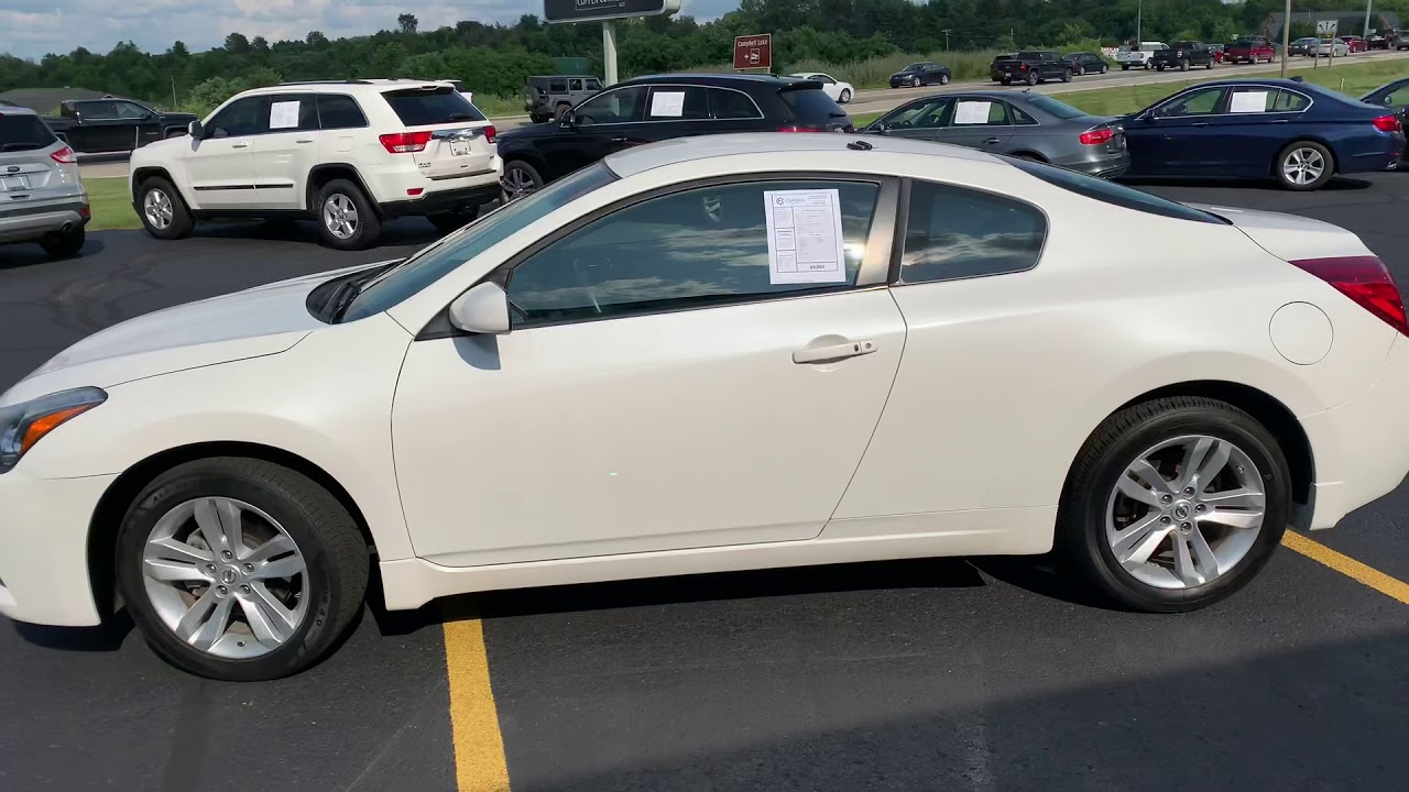 2012  Nissan Altima Coupe