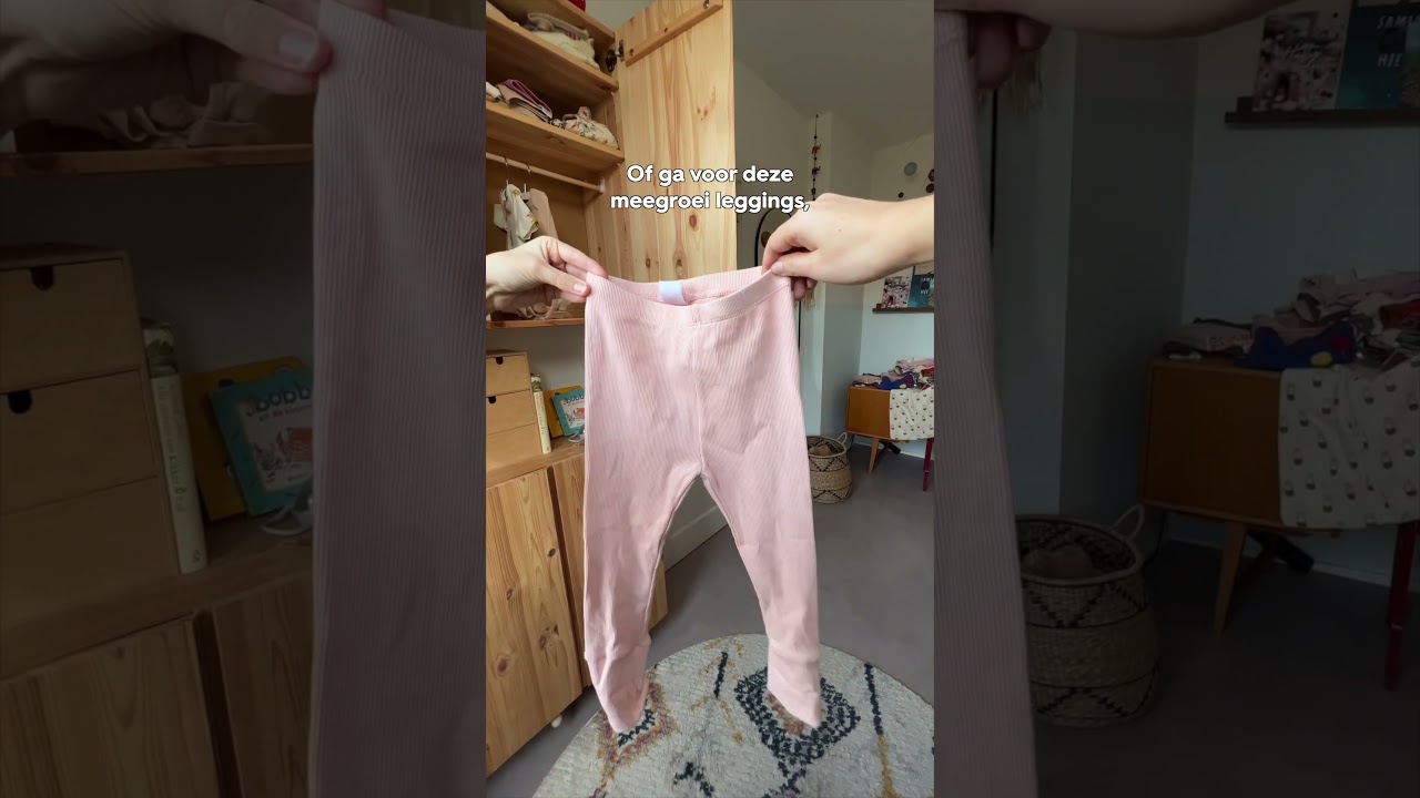 De meegroeiende kleding van HEMA is perfect voor jouw kleintje! #babykleding #hema #baby