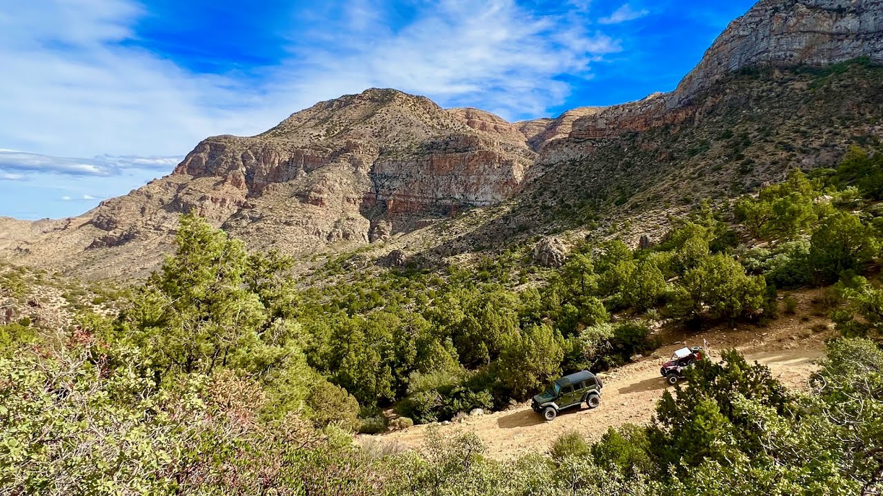 Jeep ride through the Piaute Wilderness and Virgin Mountains to Lime Kiln Canyon, Arizona