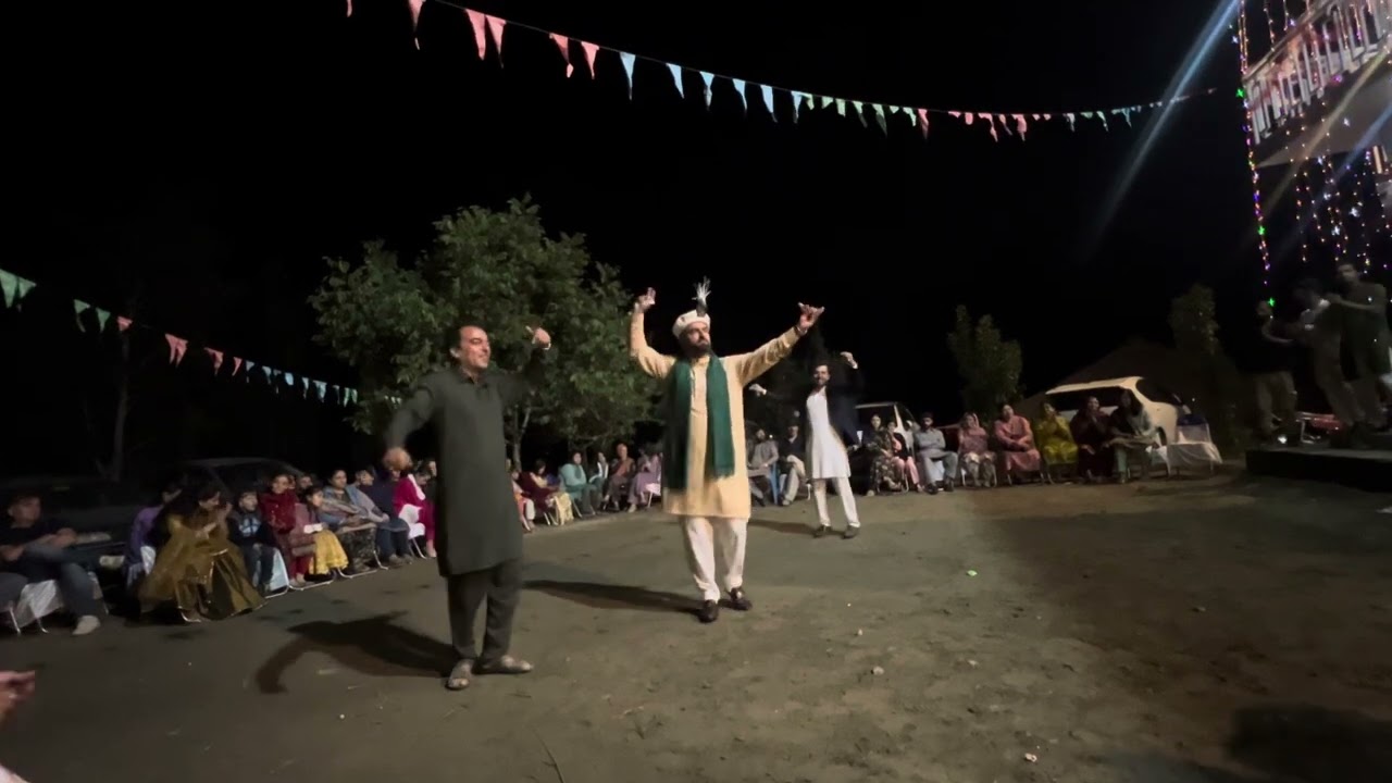 GB Hunza local dance @highvolumesofficial @shuaibgilgiti @Travelwith_hunzaboy #hunza #hunzavalley