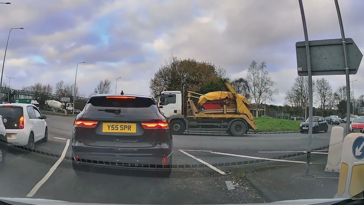 Видеорегистратор для поездки по трассам A4042 и M4 в направлении Колдры и Ньюпорта (увеличение ск...