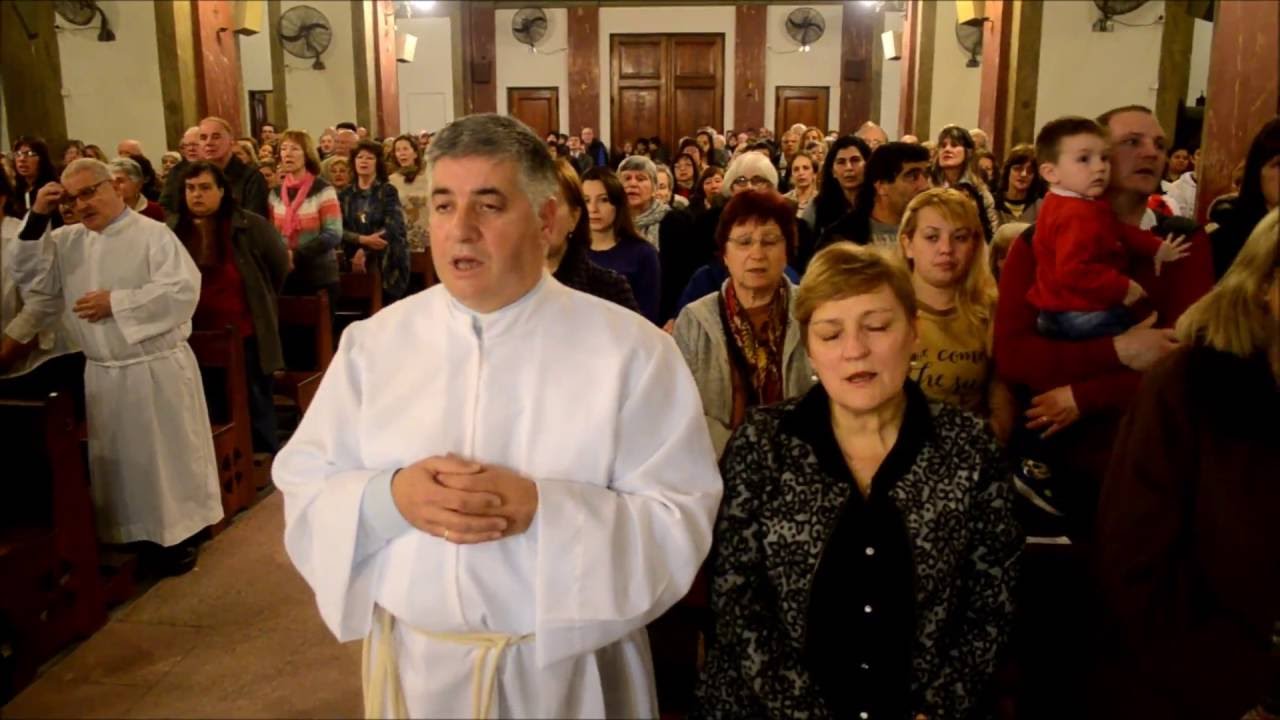 La ordenación de tres diáconos permanentes