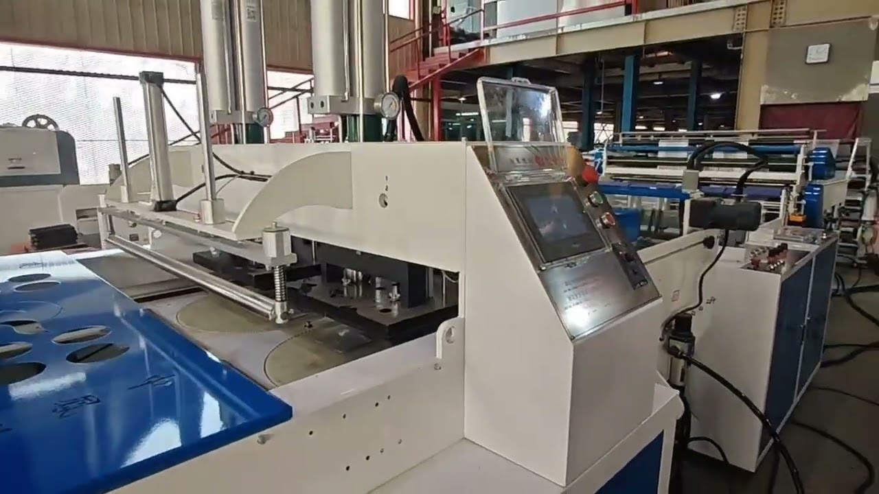 Small space, big output! 4-channel T-shirt bag making machine