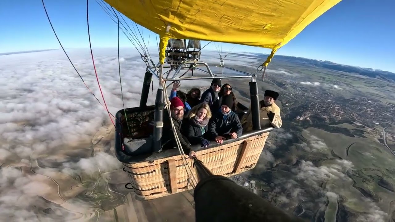 Vuelo sobre las nubes en invierno (Segovia)