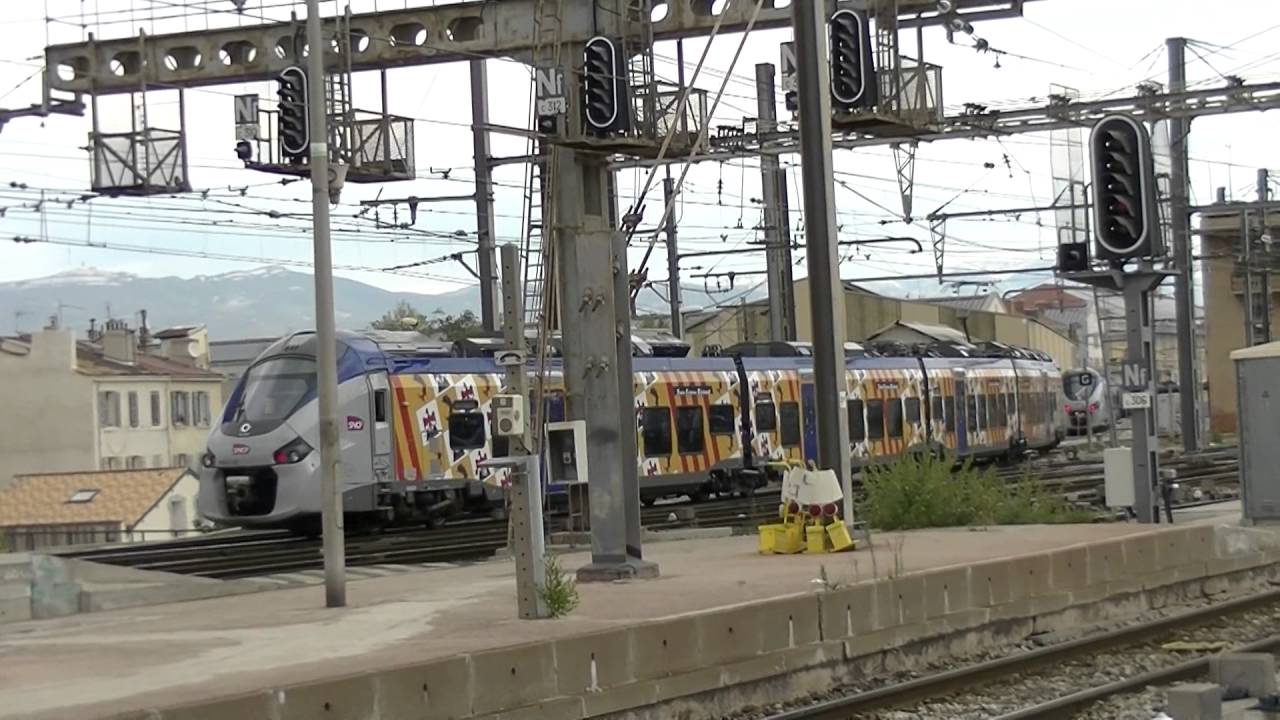 train à Marseille st Charles le 30 septembre 2016