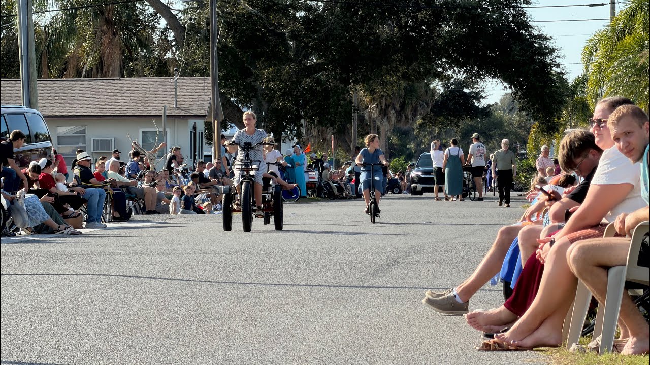 Christmas Day Parade.  Pinecraft 2025 