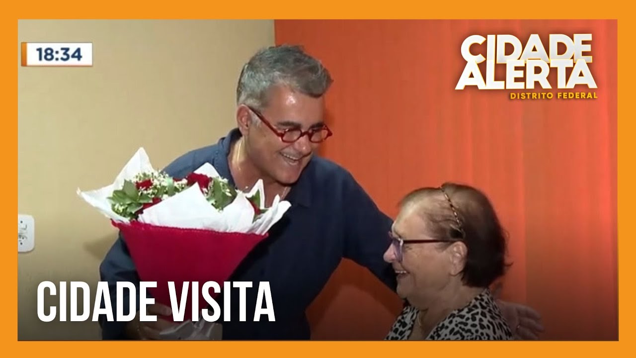Henrique Chaves faz surpresa para f&atilde; de 84 anos que mora em Ceil&acirc;ndia