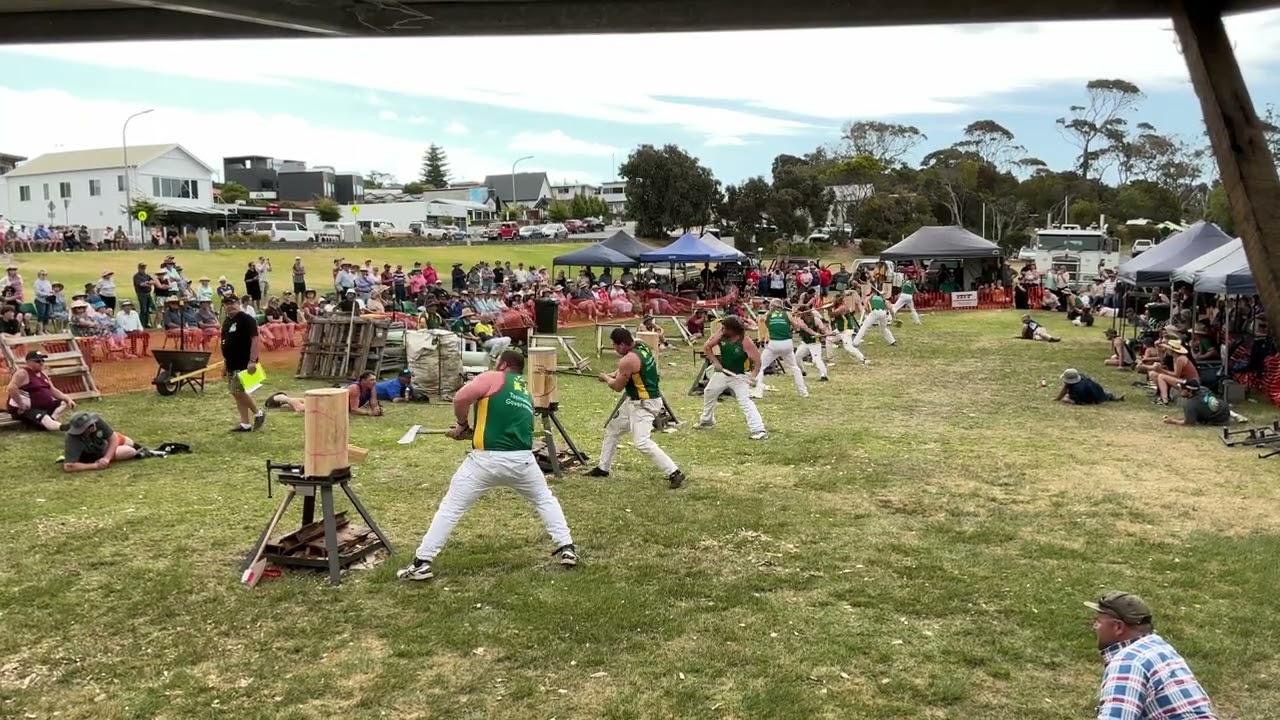 Woodchopping Grand Final Tasmanian Government Thousands Eric Reece Memorial Standing Block Handicap