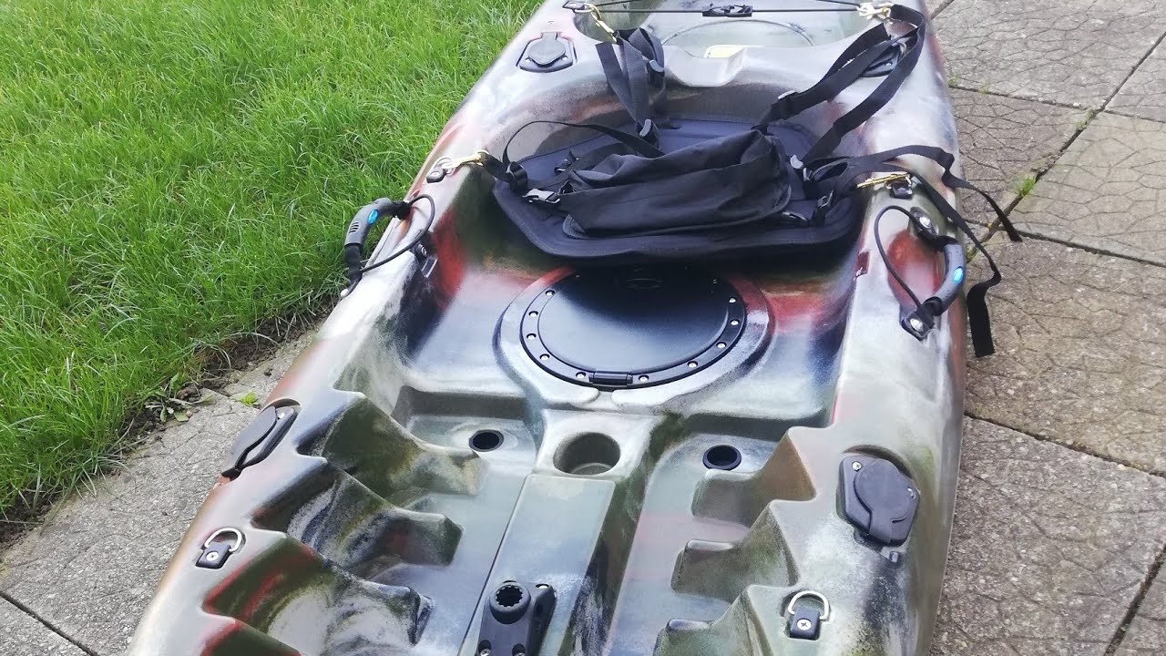 Camouflage Kayak // Bushcraft Kayak // Bushcraft - des cattys