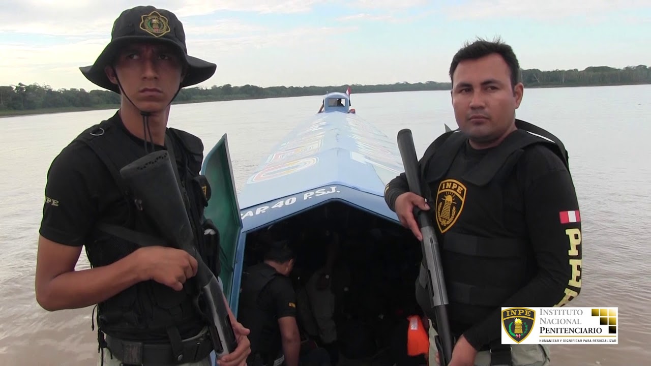 INPE traslada 50 internos del penal de Iquitos por indisciplina