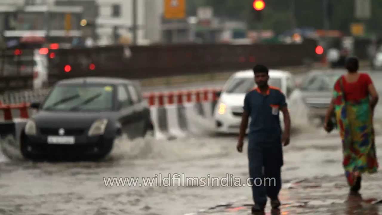 Monsoon mayhem causing traffic jams all over Delhi