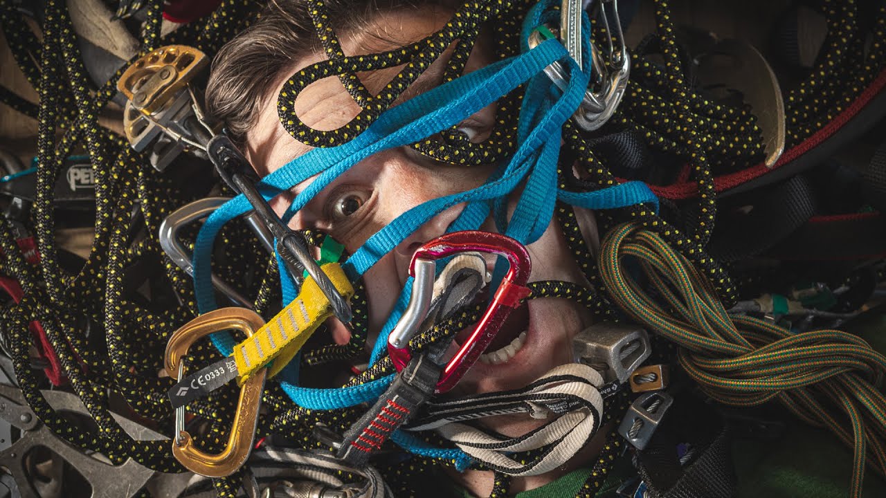 Какое АЛЬПИНИСТСКОЕ СНАРЯЖЕНИЕ вам НУЖНО, чтобы НАЧАТЬ?