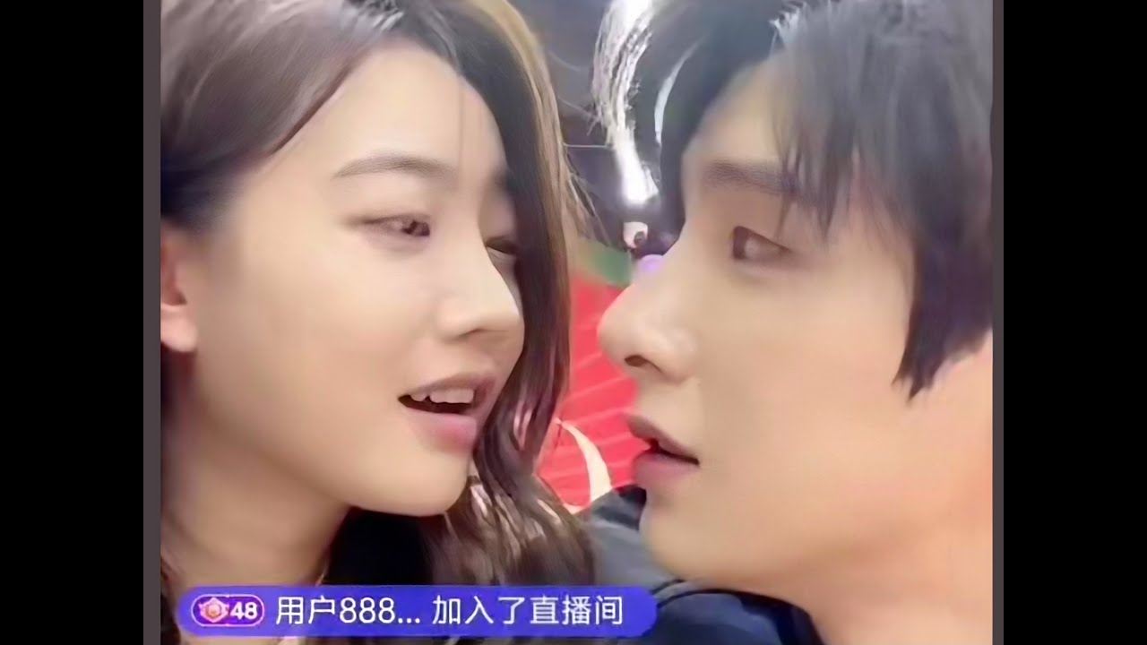 Zhu Yiwei & Bai Xinyi - 朱一未 & 白昕怡 | It's too sweet. A late night treat - 也太甜了吧 大半夜福利