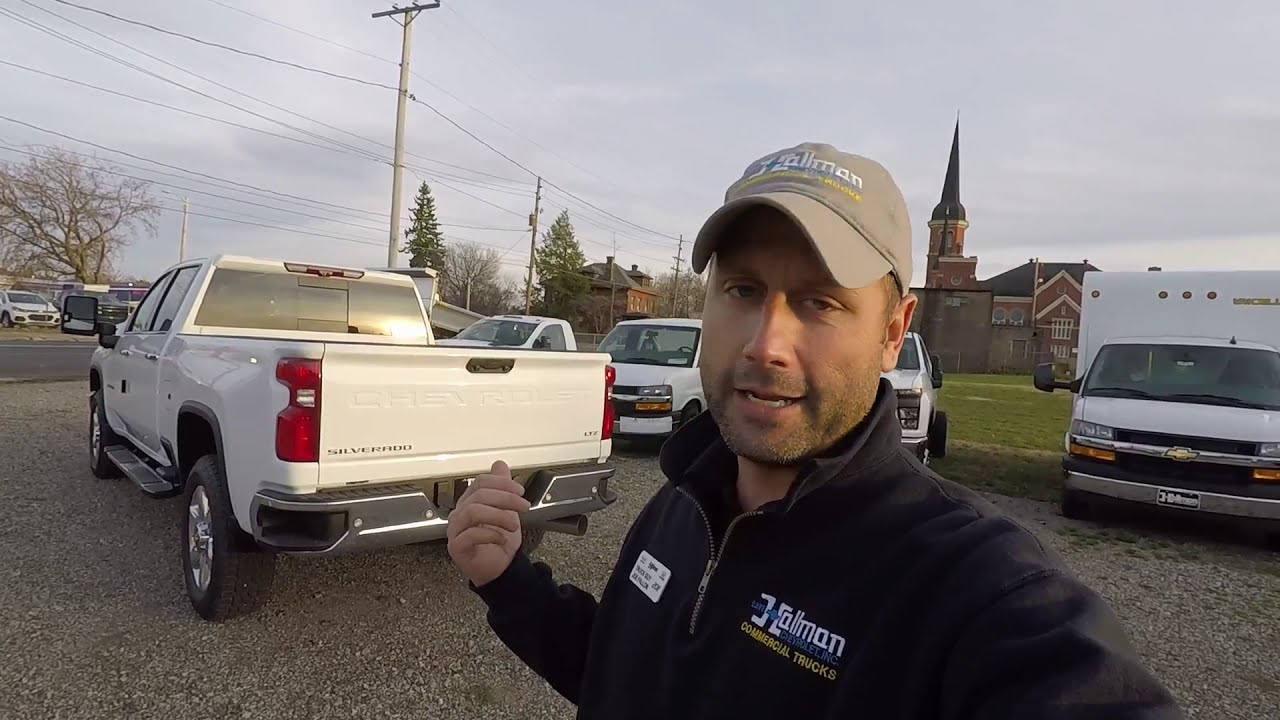 How to use 2021 Silverado Duramax Key Fob Features & Benefits