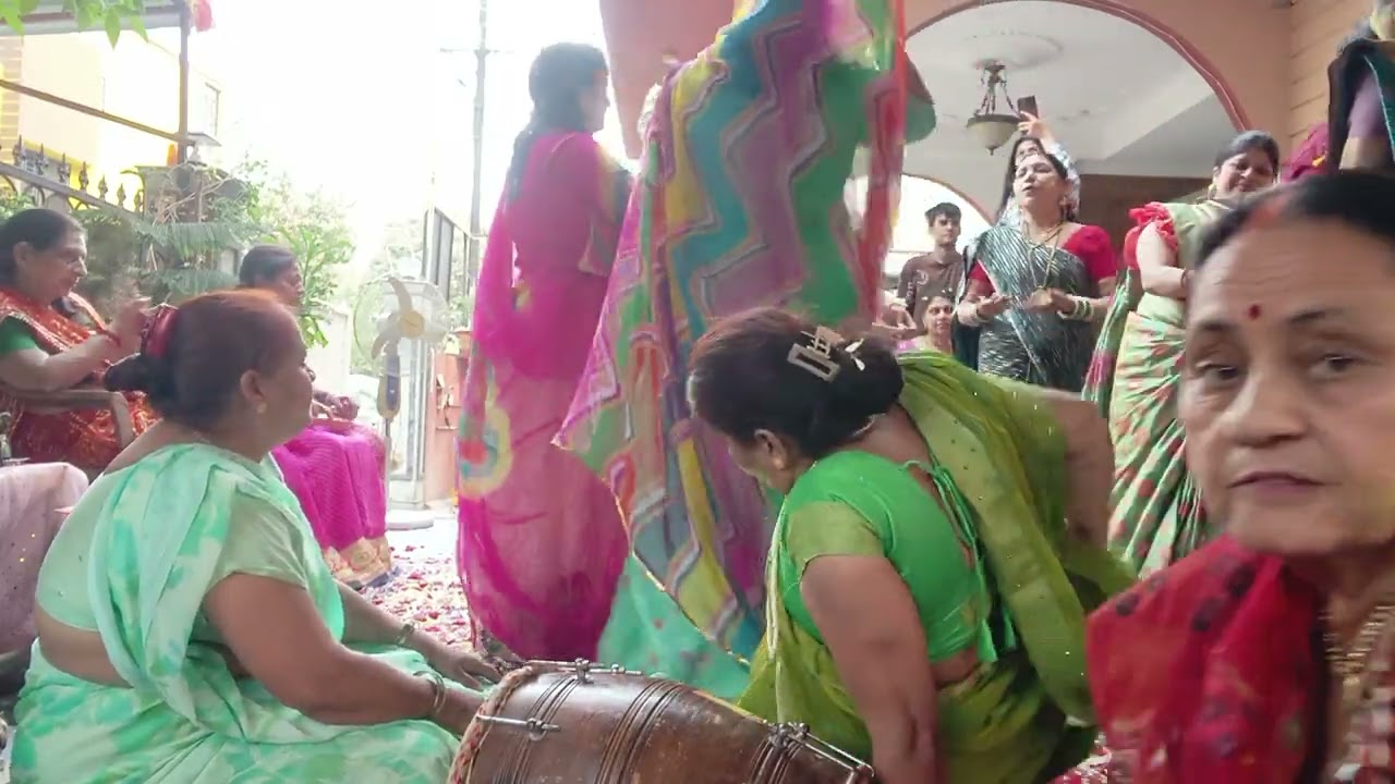 देखिए आप लोग गजब का डांस 👍👍👏👏♥️💐🔫🌈