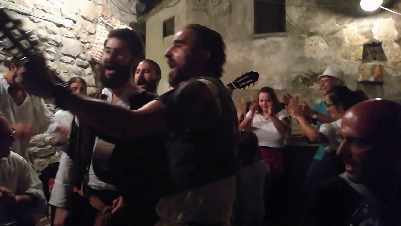Valsinni :Menestrelli senza Re.
