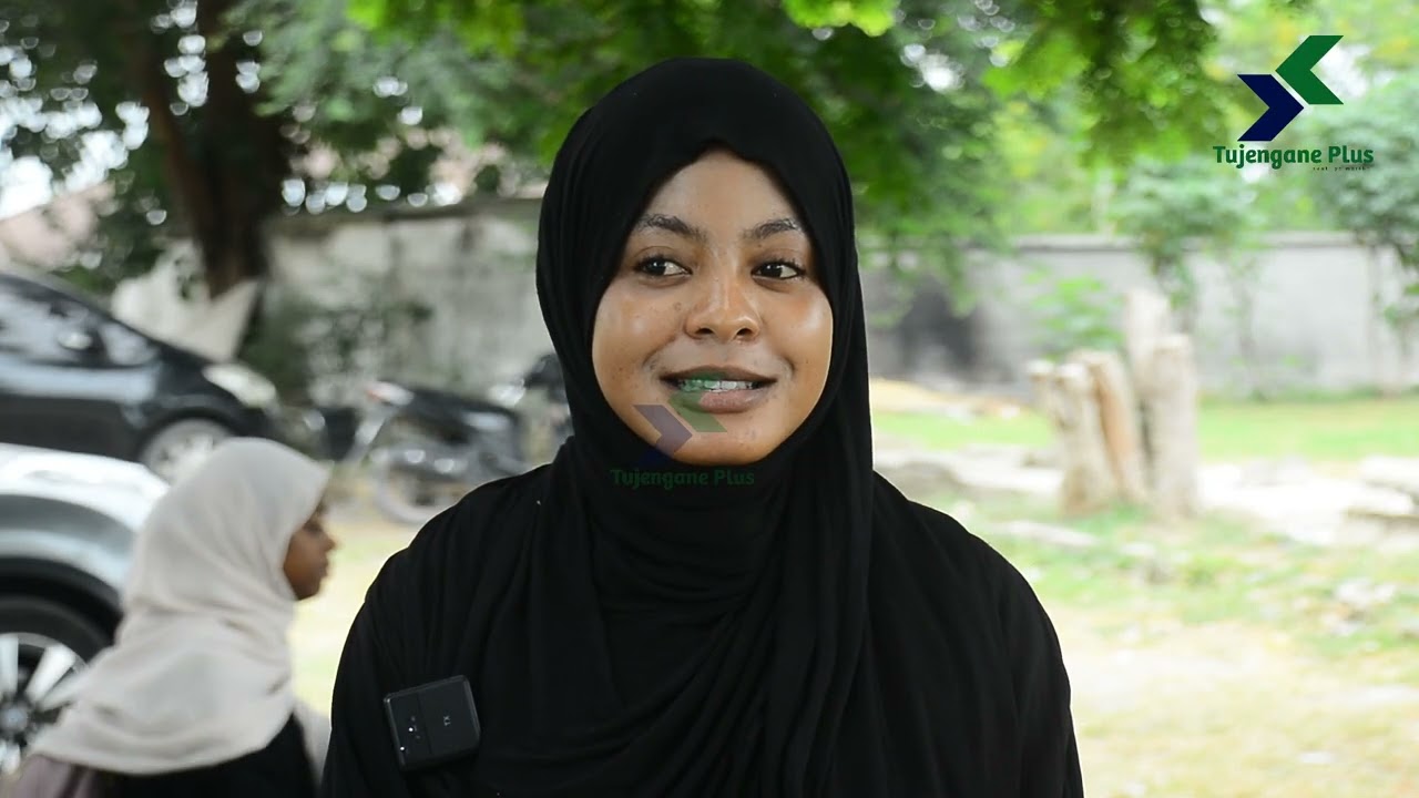 ZAYADESA: WANAFUNZI WA CHUO CHA HABARI SUZA WAPATIWA ELIMU YA UKIMWI NA AFYA YA UZAZI