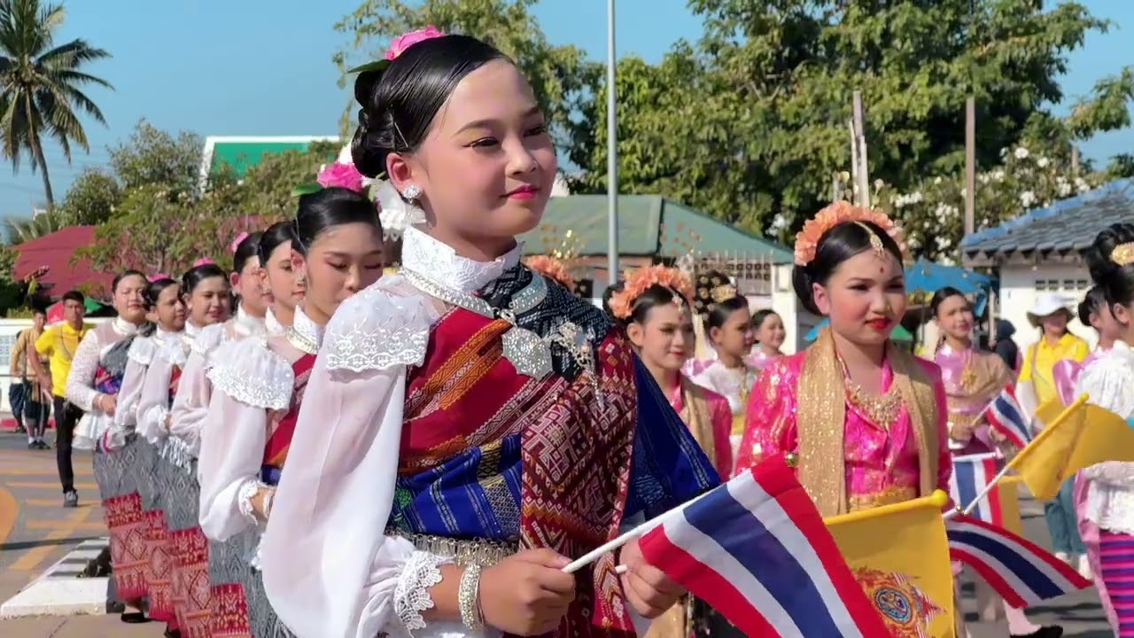 ขบวนแห่หลวงพ่อโสธรทางบก งานนมัสการหลวงพ่อโสธร ประจำปี 2567 โรงเรียนวัดดอนทอง