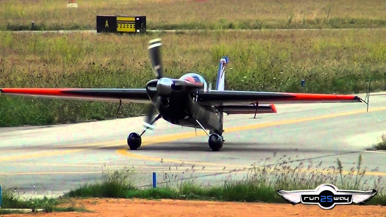 Zivko Edge 540 Nicolas Ivanoff - Aeropuerto de Sabadell