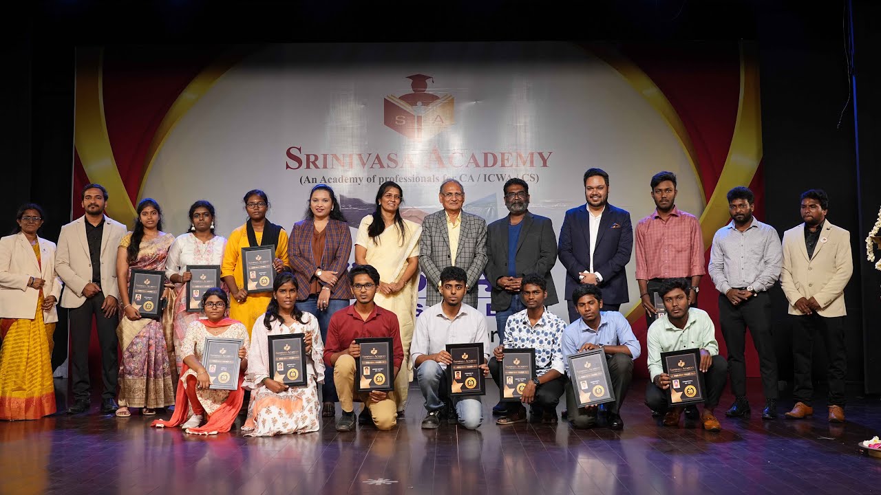 Srinivasa Academy ties up with JK Shah Classes for CA and CMA classes || Express News