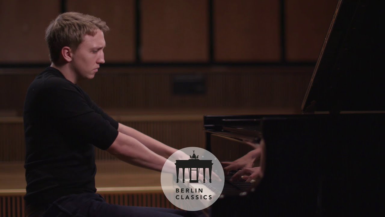 Fabian Müller - Johannes Brahms: Piano Works - Op. 76. Nr. 1