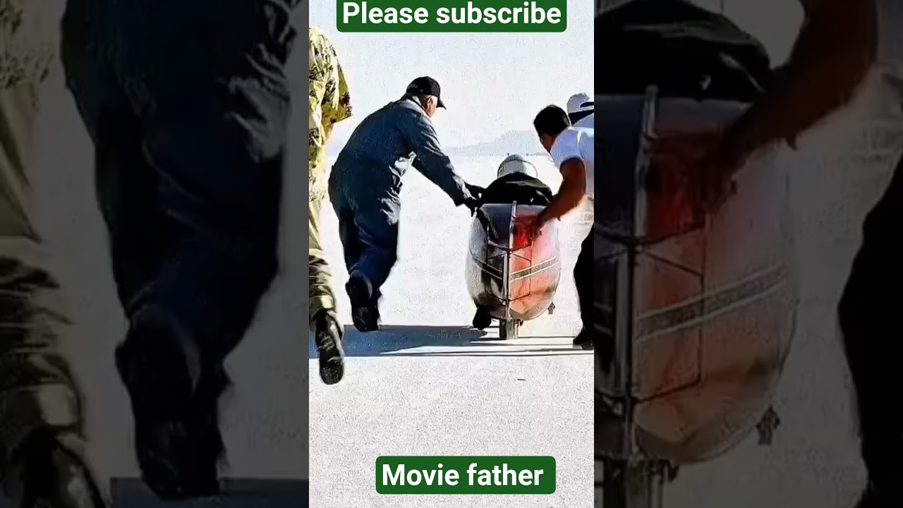 এই বৃদ্ধ লোকটির একটি যাদুকরী মোটরসাইকেল আছে 🚀🥰😳#movie #vairalvideo #facts #movieexplainedinhindi