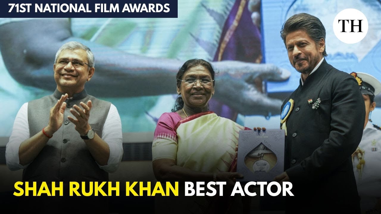 Shah Rukh Khan receives National Award for Jawan