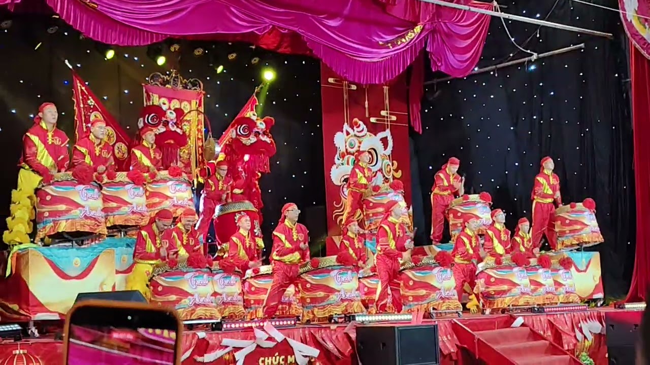 Trống trận đầy hào khí của Tinh Anh Đường #liondance #lansurongsport