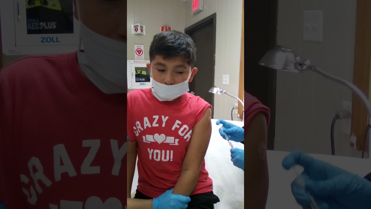 Aurelio is about to get 3 shots on his arm.